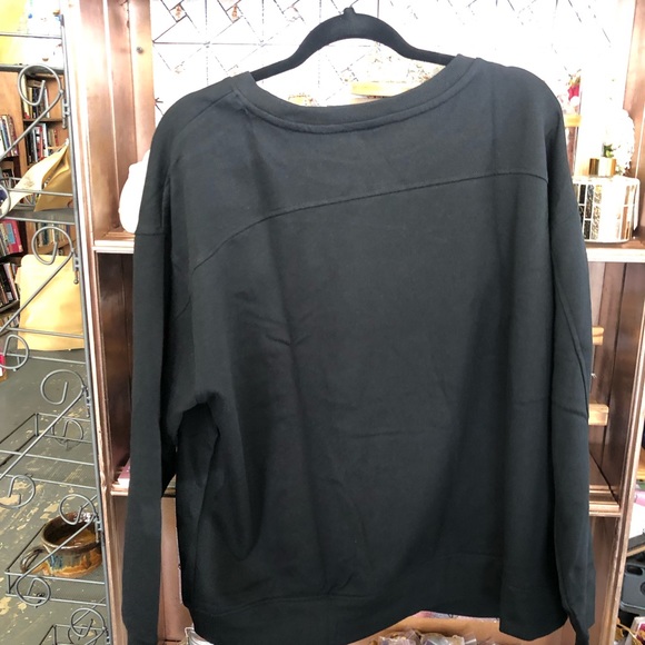 Ava & Viv long sleeve sweatshirt beauty knows no size affirmation positive black - Picture 3 of 7